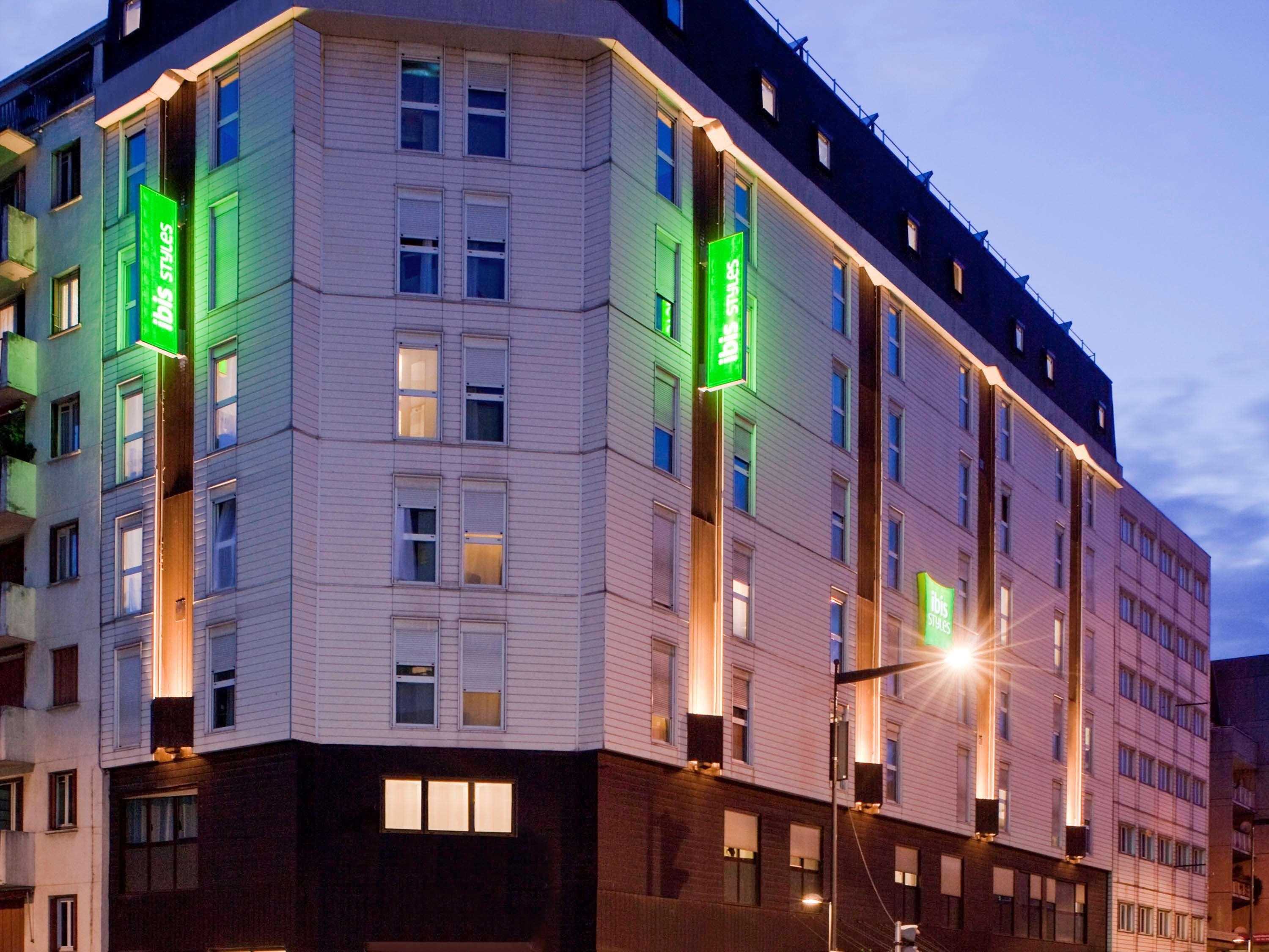 ホテル Ibis Styles Paris Mairie De Montreuil モントルイユ エクステリア 写真