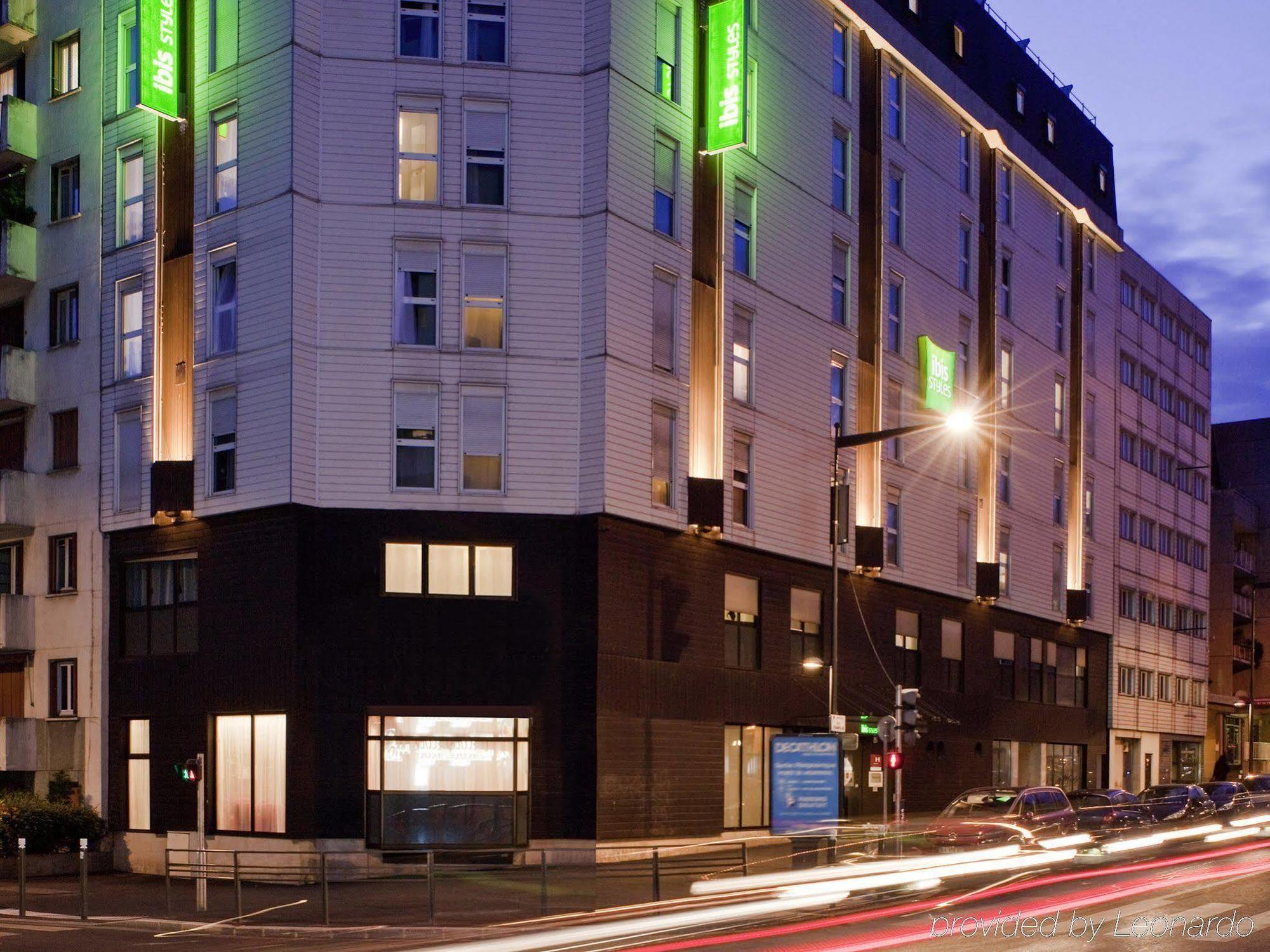 ホテル Ibis Styles Paris Mairie De Montreuil モントルイユ エクステリア 写真